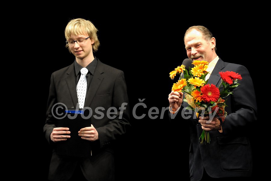 img00297.jpg