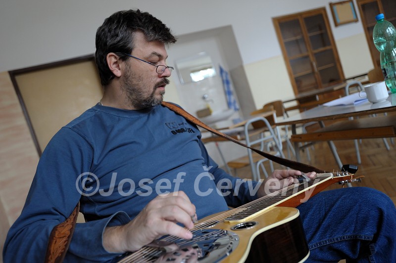 img00089.jpg
