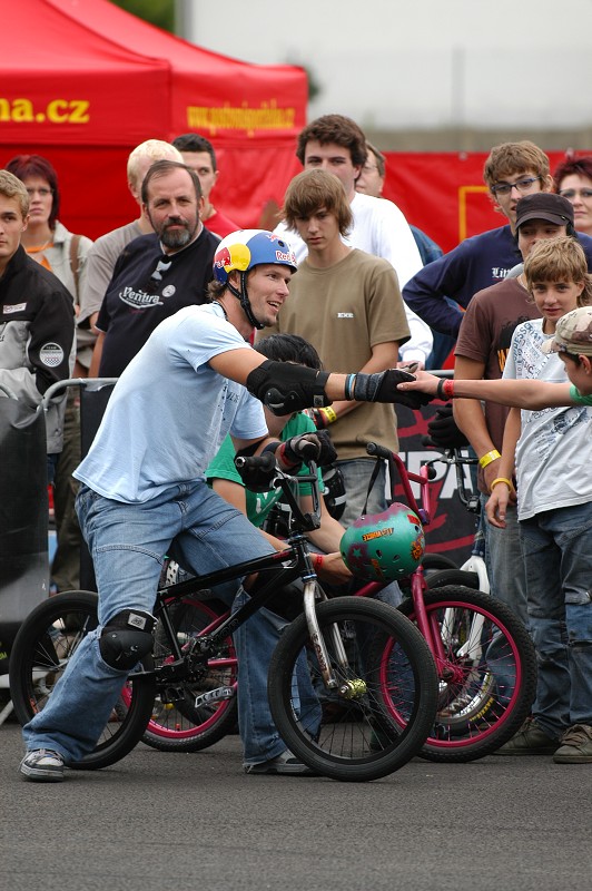 img00121.jpg