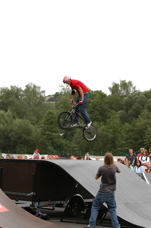 img00127.jpg