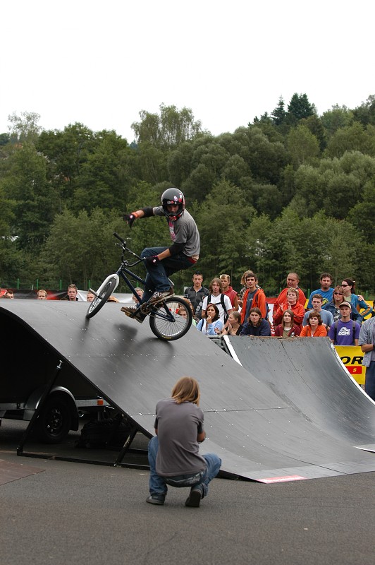img00144.jpg