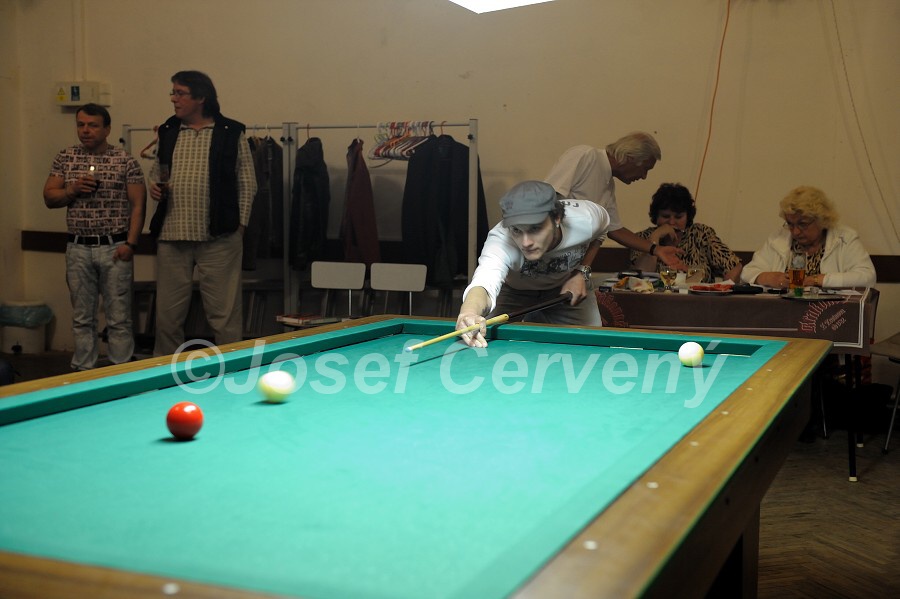 img00105.jpg