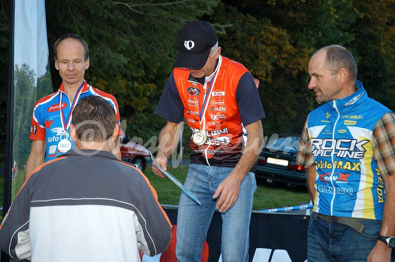 img00190.jpg