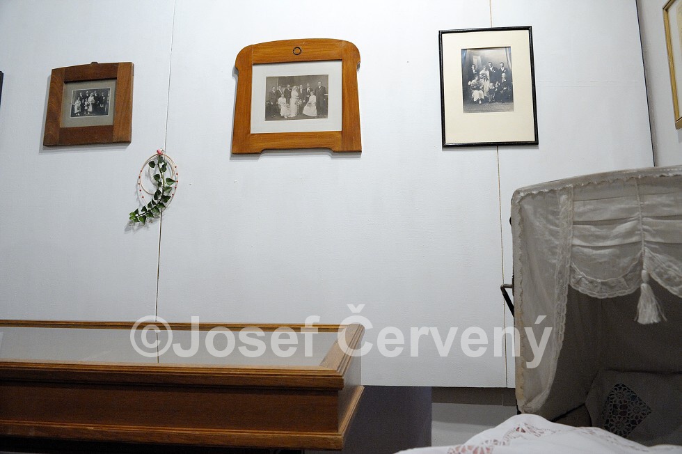 img00057.jpg