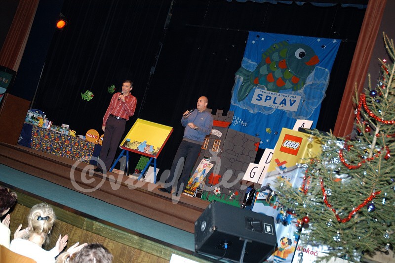 img00002.jpg