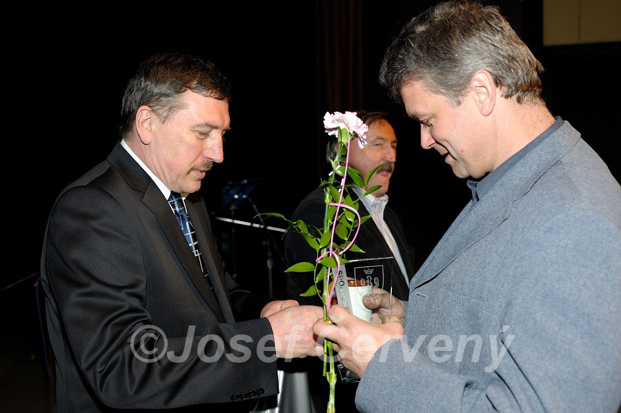 img00097.jpg