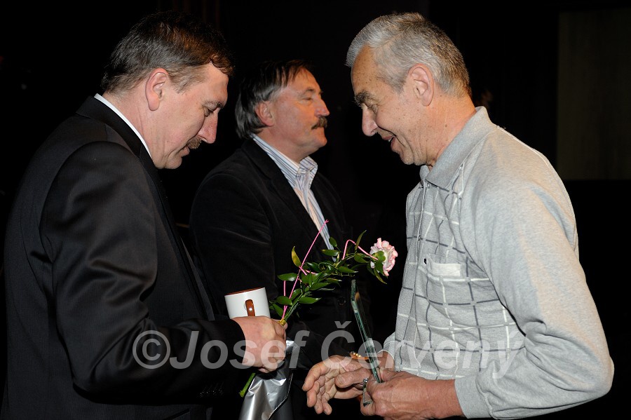img00118.jpg