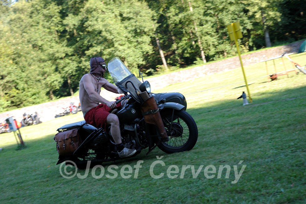 img00244.jpg