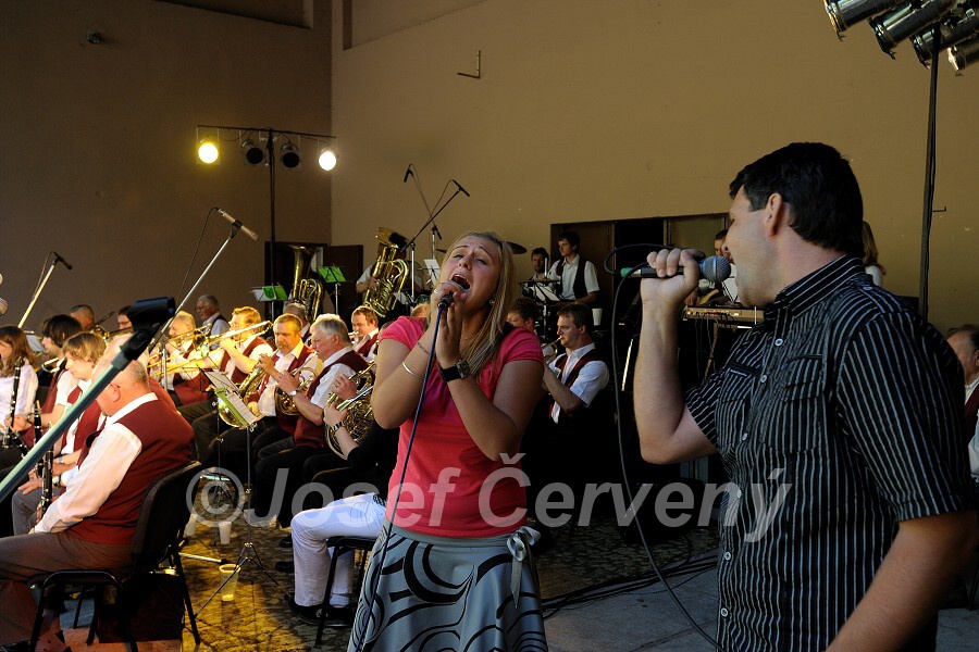 img00049.jpg