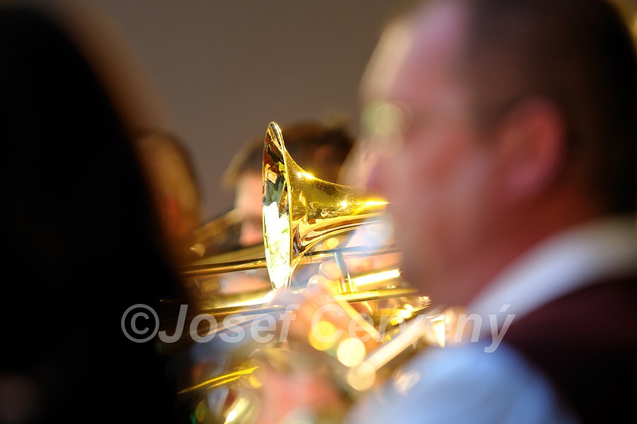 img00074.jpg