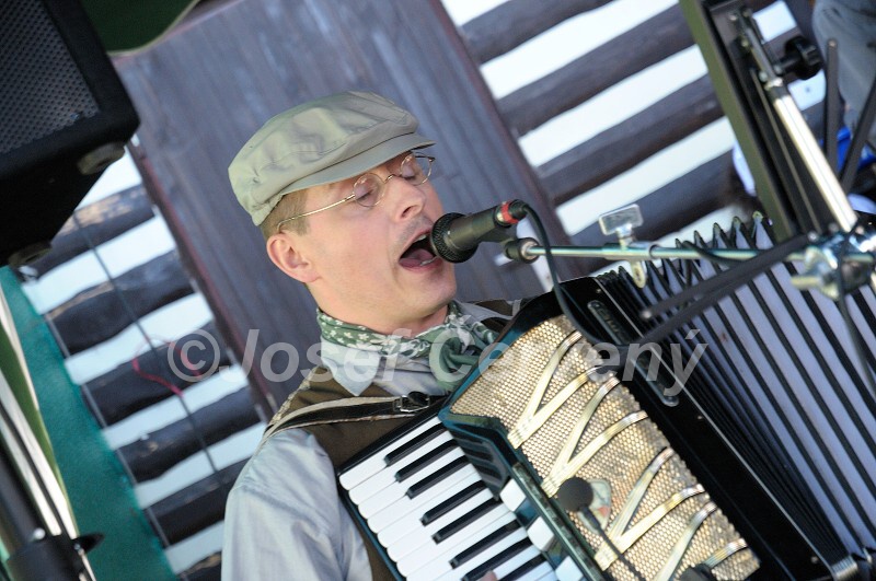 img00260.jpg