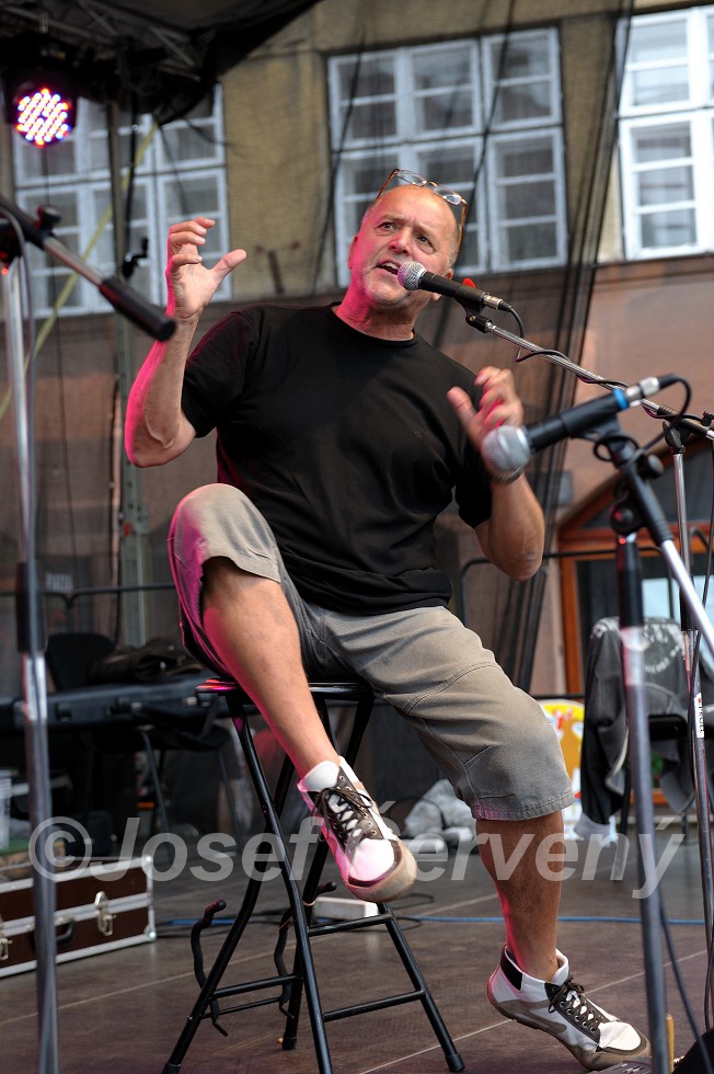 img00080.jpg